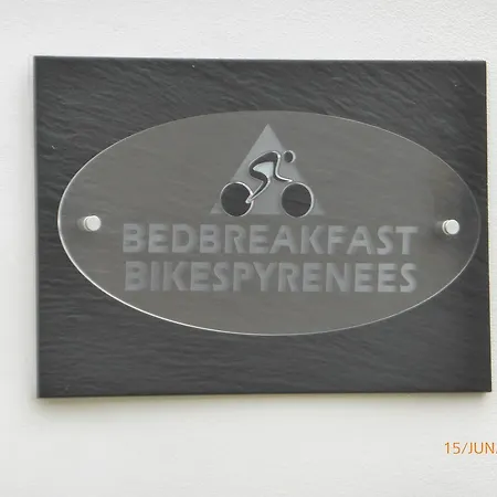 Bedbreakfastbikespyrenees Loubieres