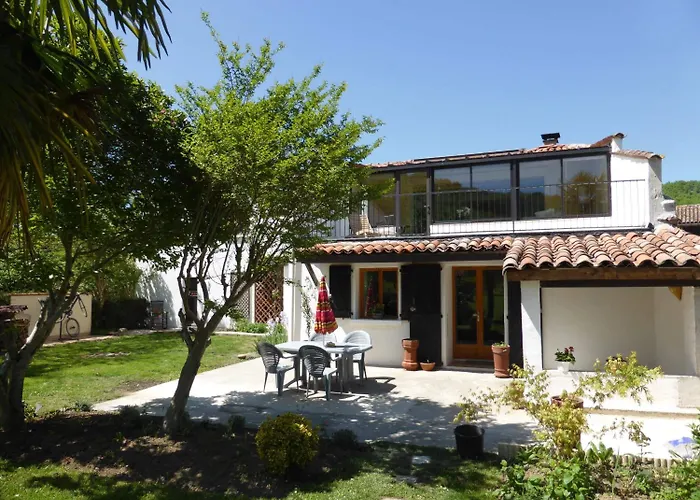 Bed & Breakfast Bedbreakfastbikespyrenees Loubieres