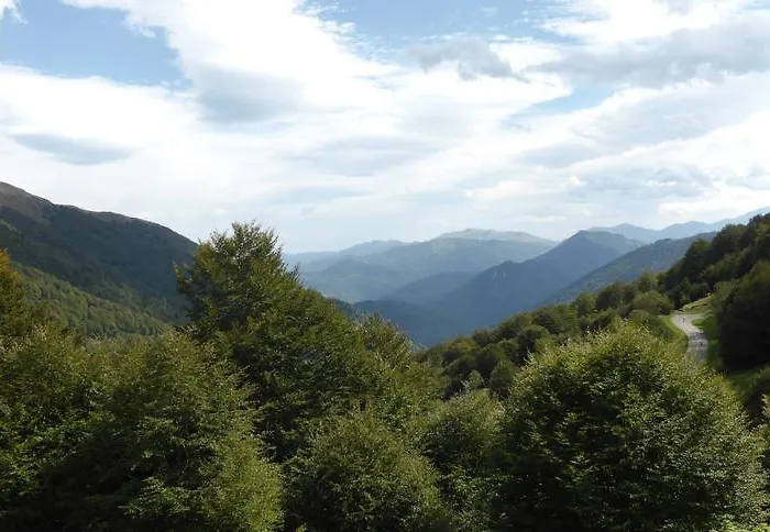 Bedbreakfastbikespyrenees Loubieres